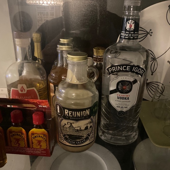 Meet your Posher, Graham - Picture 1 of 1